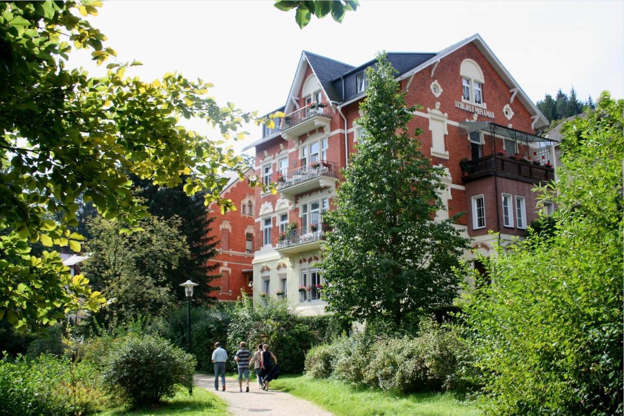 Hotel-Pension Schloss -Miramar Bad Elster Dış mekan fotoğraf